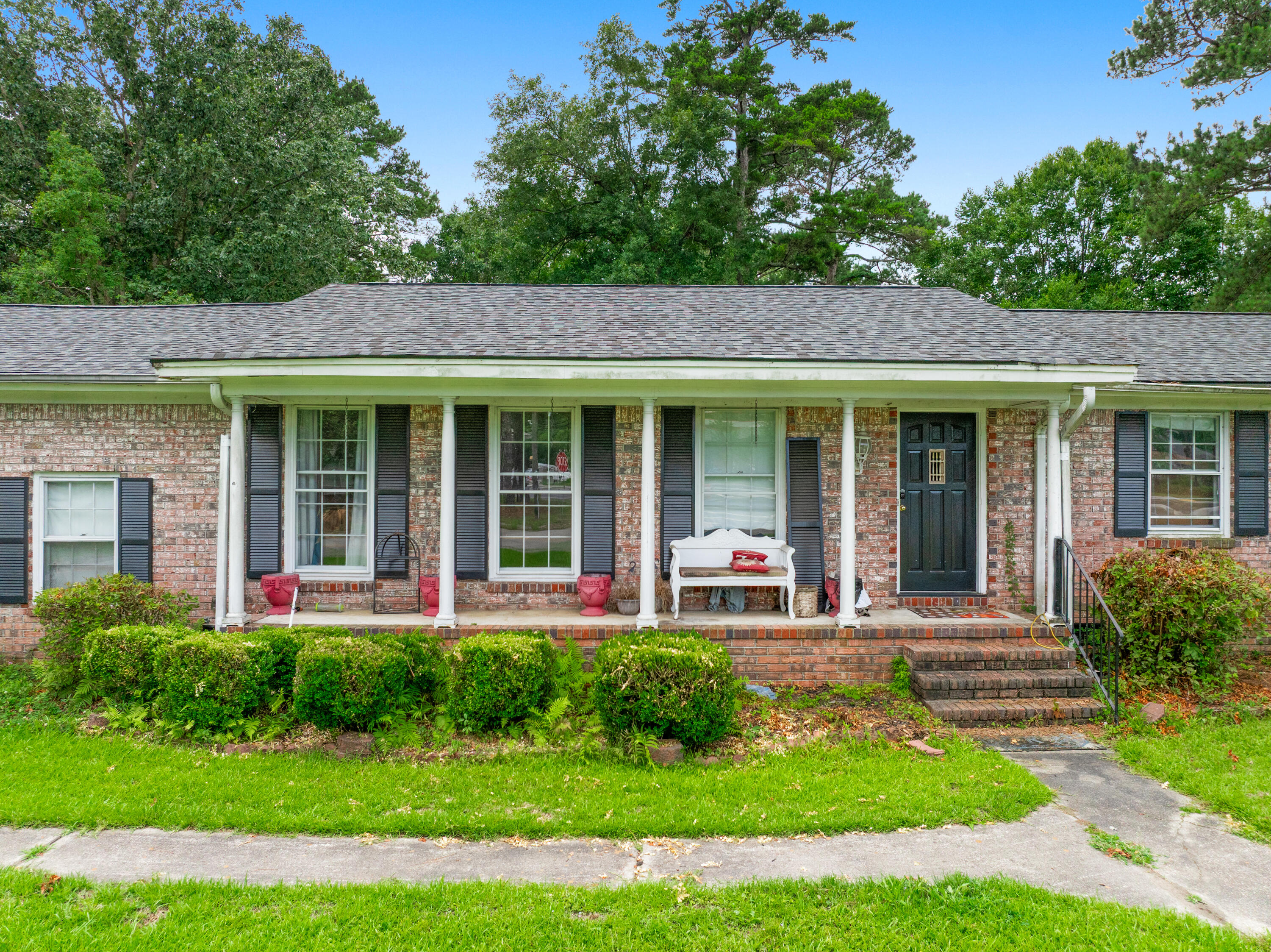 100 County Rd S-18-513 Ladson, SC 29456 - Photo 2 of 24