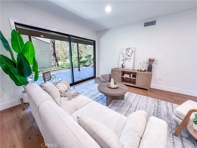 $870,000 | 31281 East Nine Drive, Unit 25F, Laguna Niguel, CA 92677