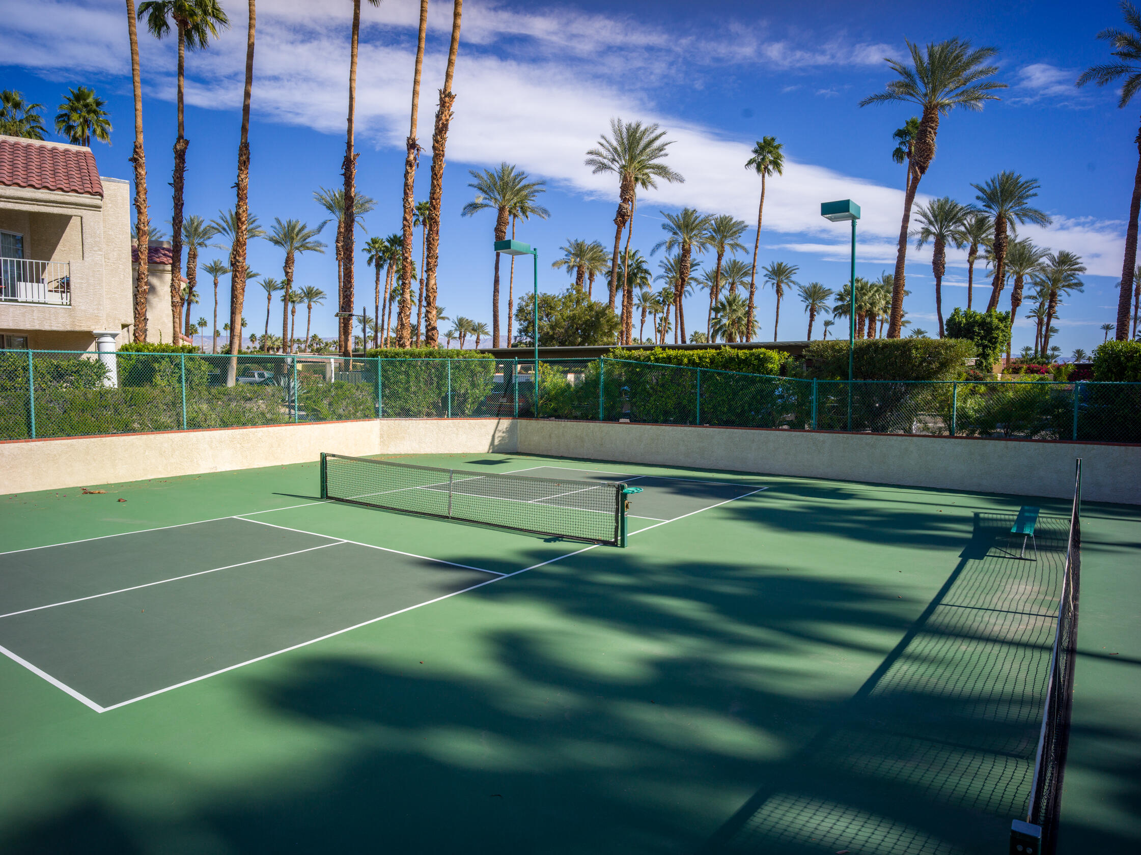 2700 Lawrence Crossley Road, Unit 7 Palm Springs, CA 92264 - Photo 25 of 28 a view of a basketball court