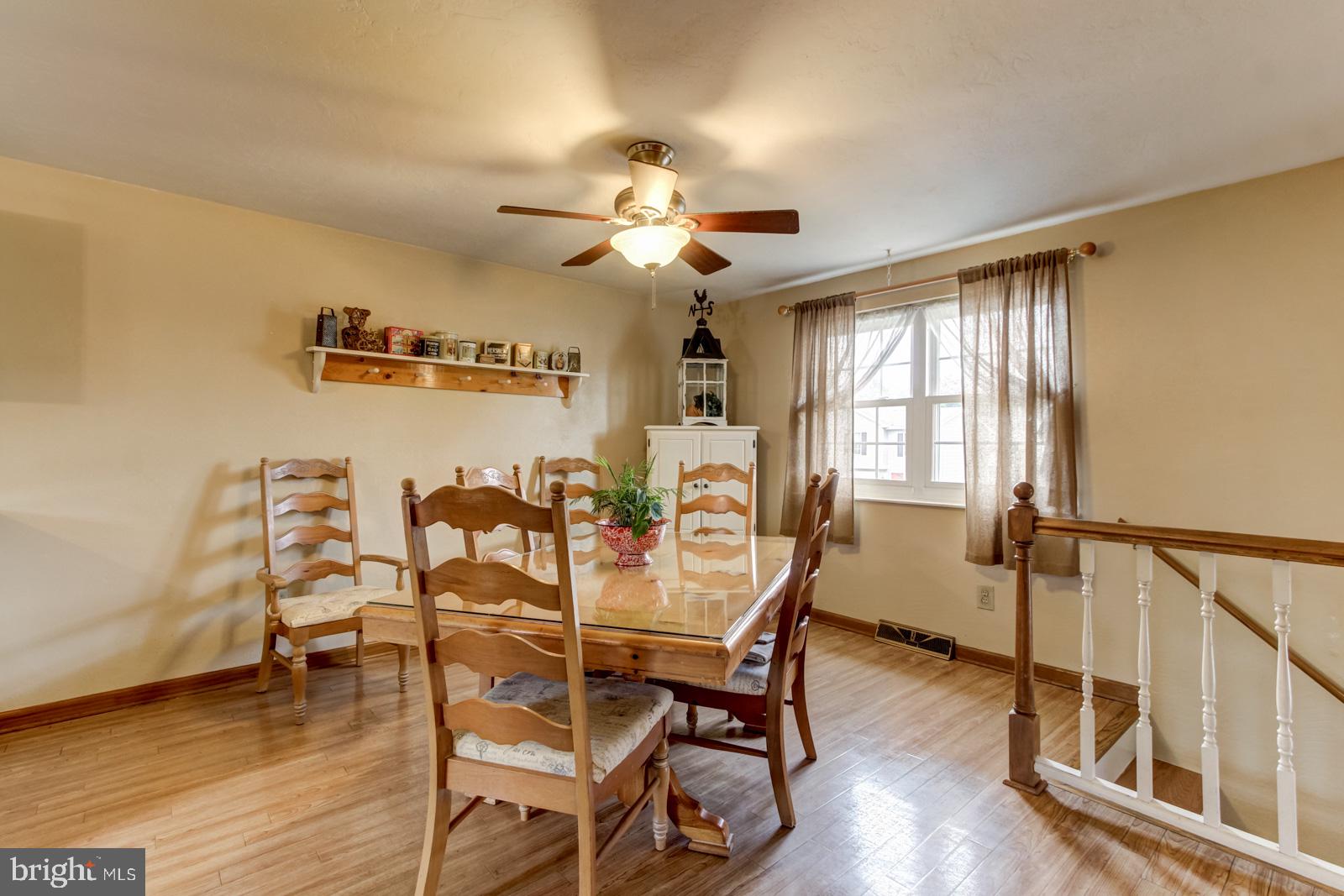 2353 Heather Road York, PA 17408 - Photo 2 of 26 Gallery Image 2