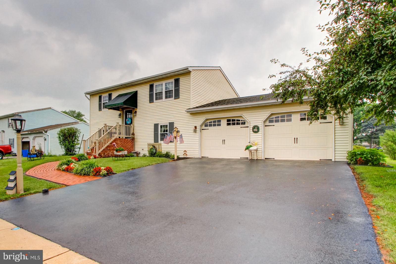 2353 Heather Road York, PA 17408 - Photo 25 of 26 Gallery Image 25