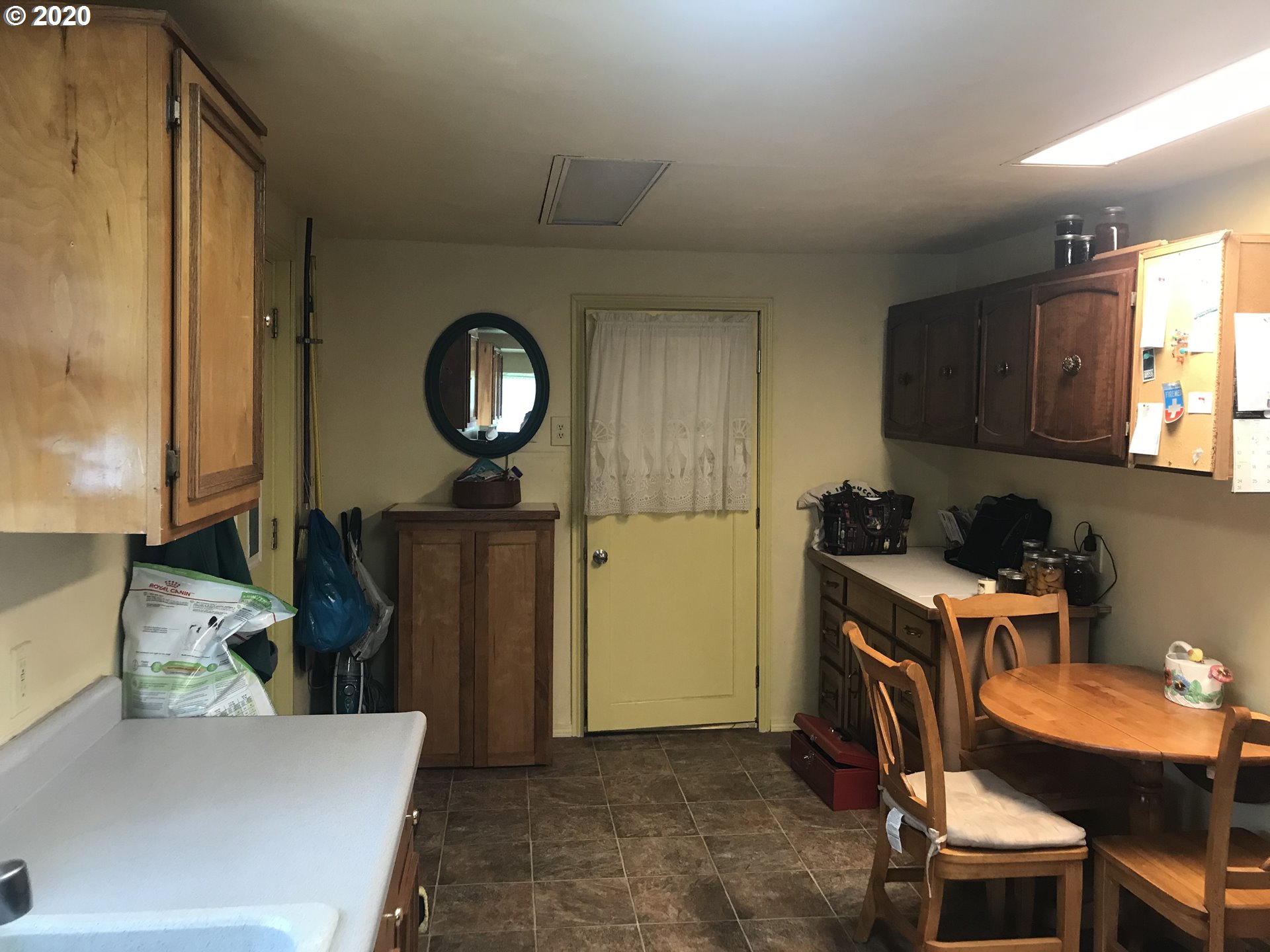 880 25th Place Springfield, OR 97477 - Photo 8 of 14