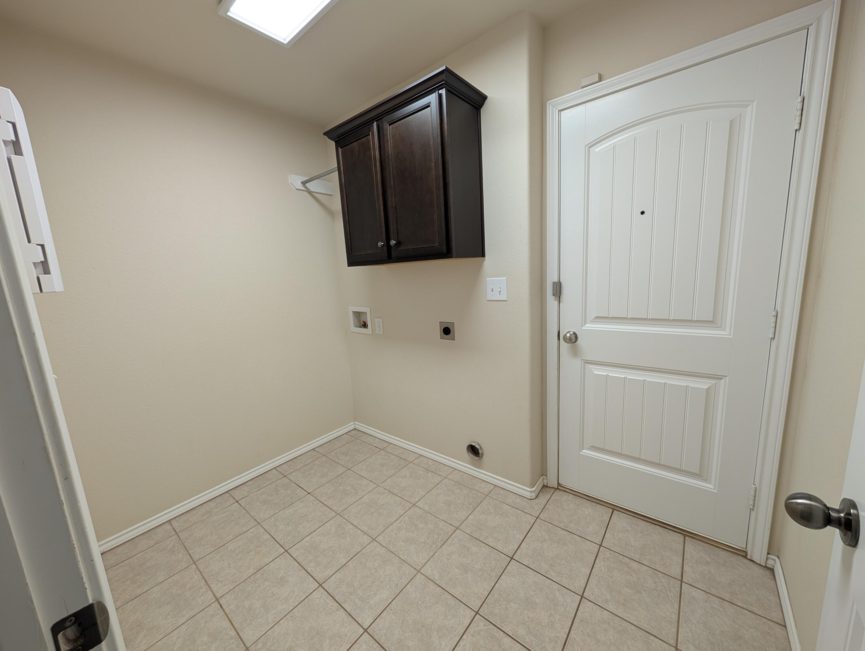 7019 95th Street Lubbock, TX 79424 - Photo 3 of 15 1000003912