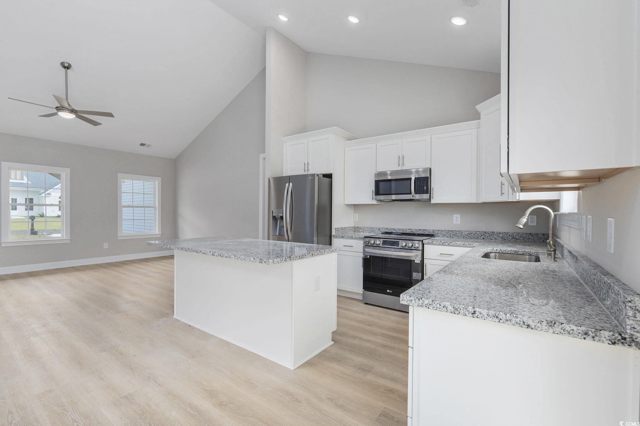 1904 Blue Bird Road Loris, SC 29569 - Photo 13 of 40