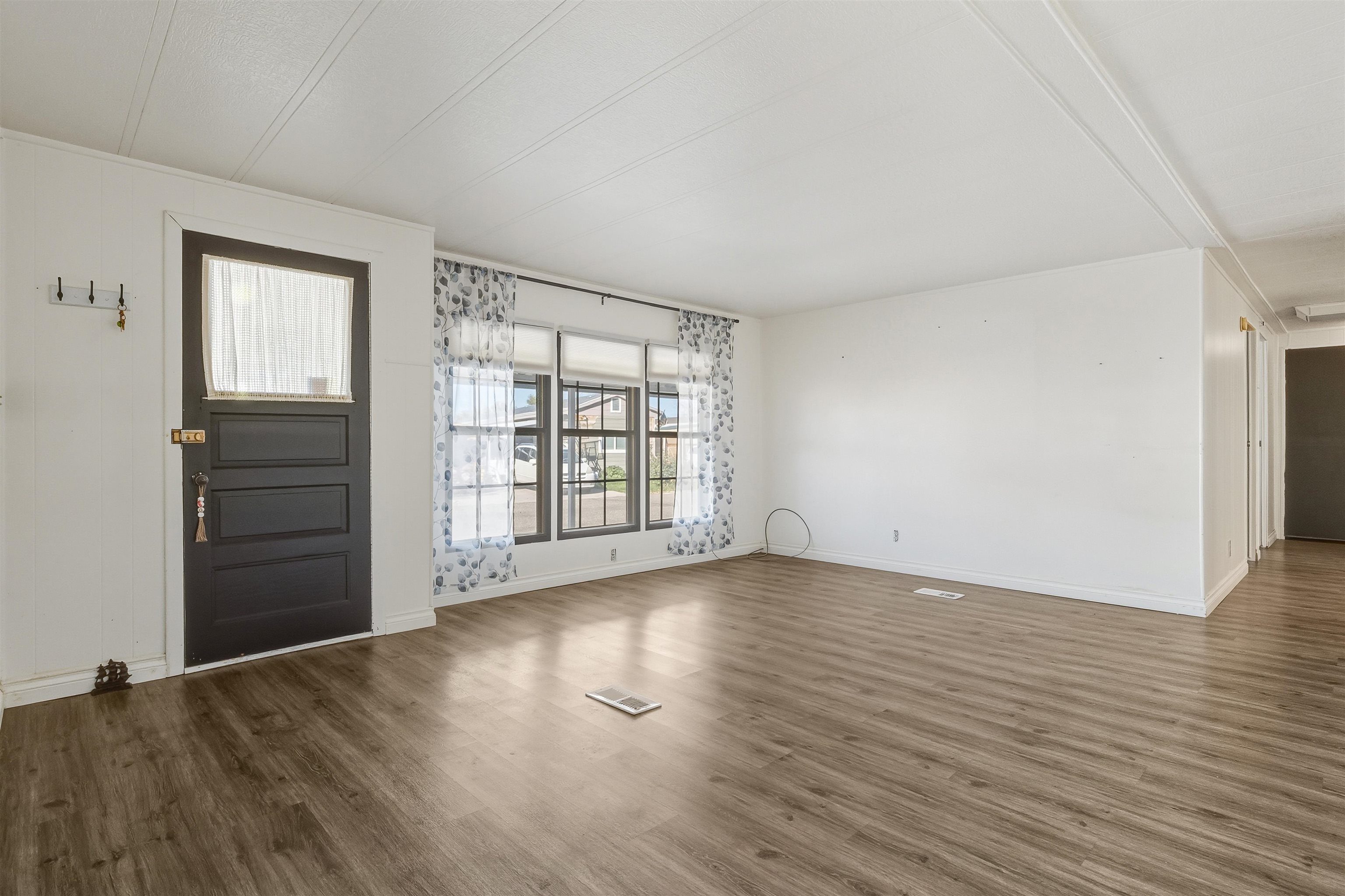 3251 E Road, Unit 100 Clifton, CO 81520 - Photo 10 of 42