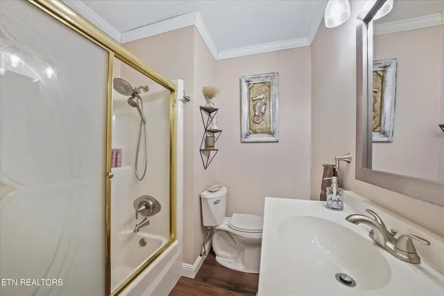 $375,000 | 209 Highland Drive, Harriman, TN 37748