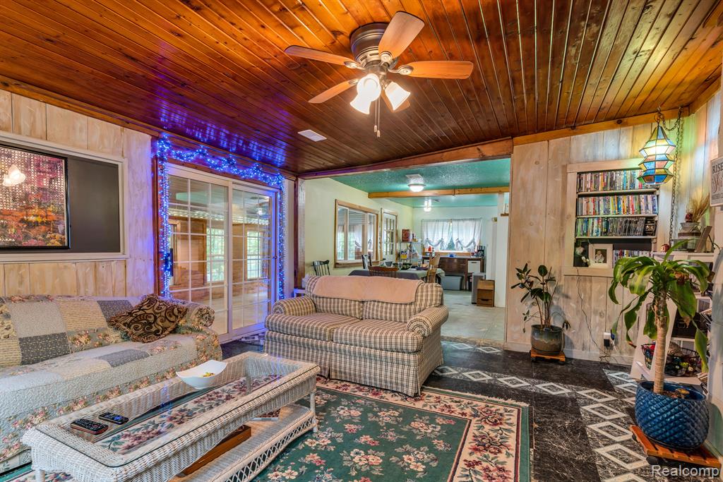 8188 Birch Run Road Millington, MI 48746 - Photo 11 of 37