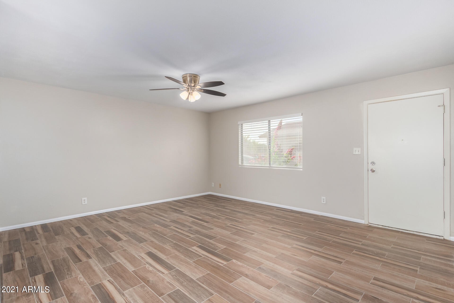 2612 East Lemon Street Tempe, AZ 85288 - Photo 7 of 24 0009-09 - lemon