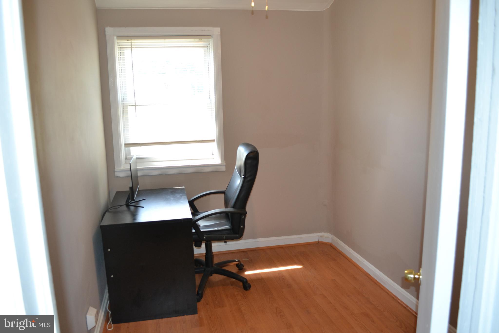 5153 Frederick Avenue Baltimore, MD 21229 - Photo 17 of 29