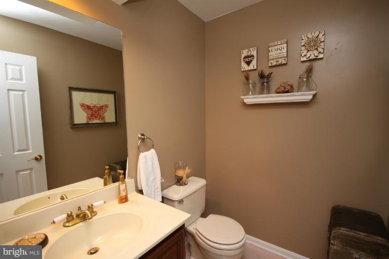 7905 Poplar Grove Road Severn, MD 21144 - Photo 17 of 29 Bath