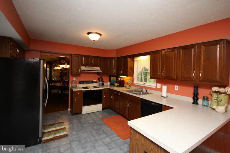 7905 Poplar Grove Road Severn, MD 21144 - Photo 3 of 29 Kitchen