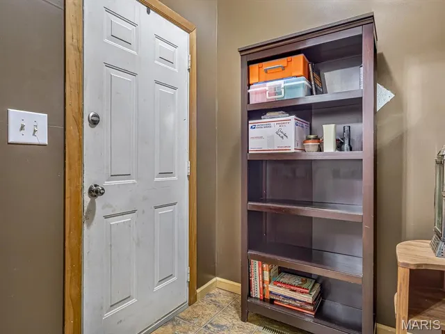 $159,500 | 107 North Euclid Street, Marissa, IL 62257