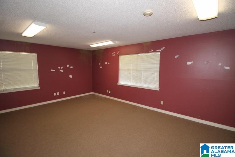 913 Huffman Road Birmingham, AL 35235 - Photo 9 of 20