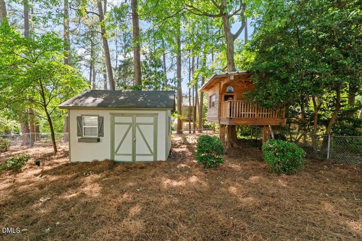 4711 Pamlico Drive Raleigh, NC 27609 - Photo 39 of 47