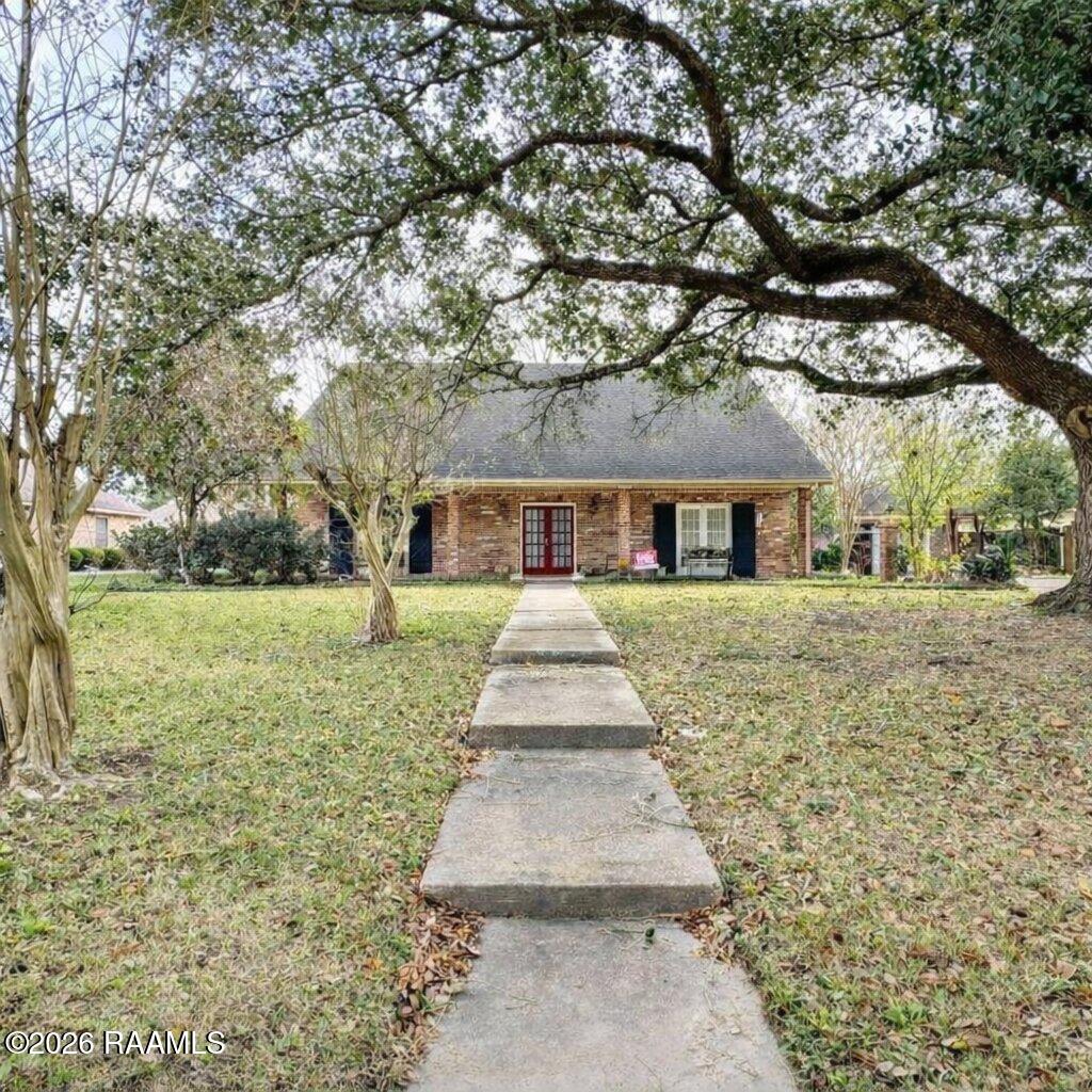 110 Rimwood Avenue Lafayette, LA 70501 - Photo 1 of 23 house_lightened_under_1mb