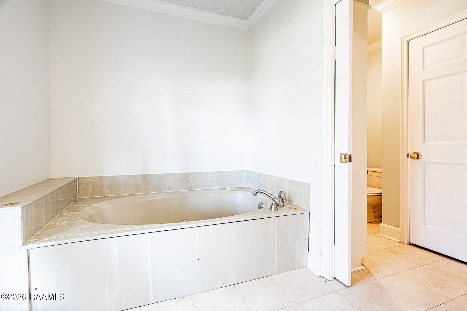 110 Rimwood Avenue Lafayette, LA 70501 - Photo 5 of 23 17-web-or-mls-SH_03273-HDR