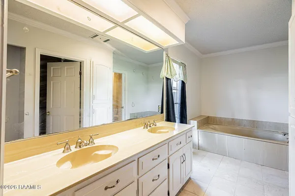 $2,650 | 110 Rimwood Avenue, Lafayette, LA 70501