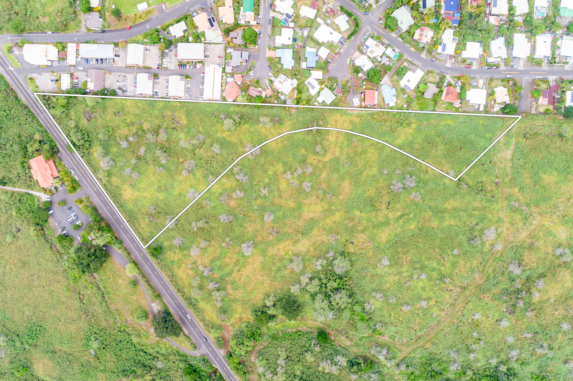 2 St Kuakini Kailua-kona Hi 96740 Kailua-Kona, HI 96740 - Photo 11 of 23 a view of a swimming pool
