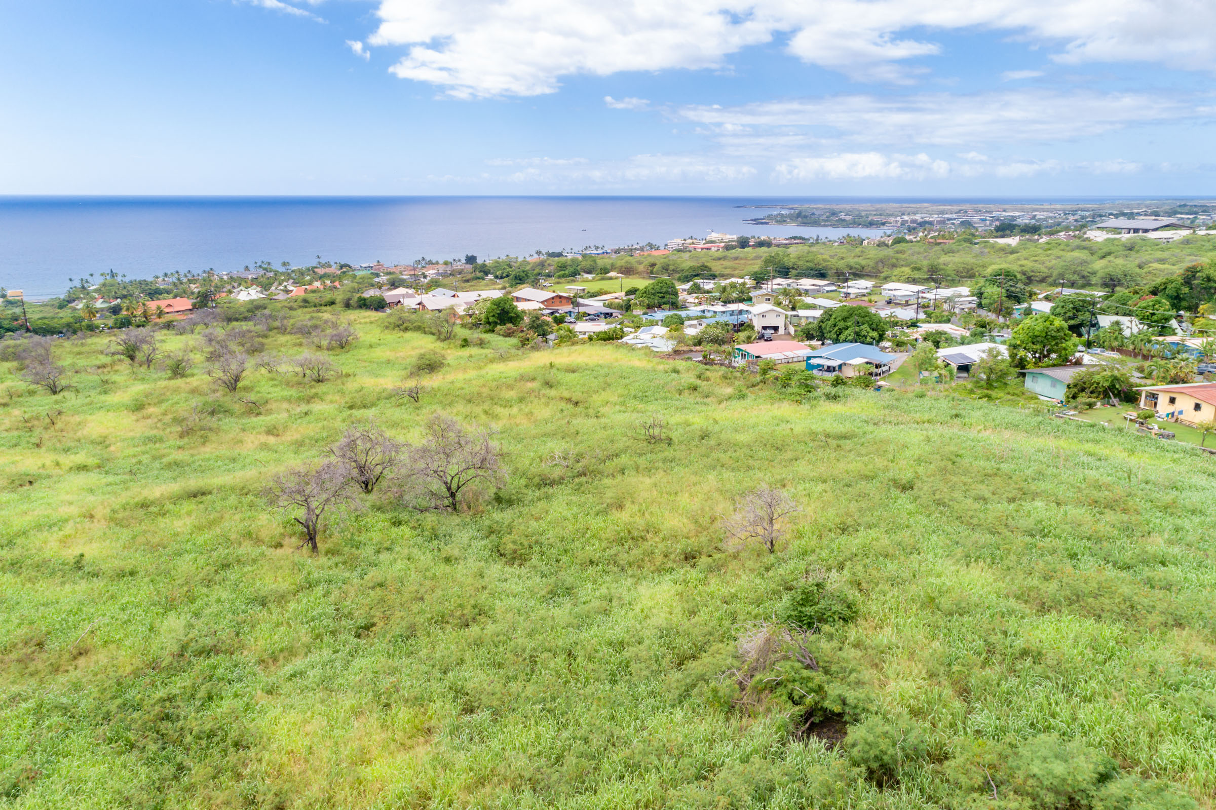 2 St Kuakini Kailua-kona Hi 96740 Kailua-Kona, HI 96740 - Photo 17 of 23 a view of city and ocean