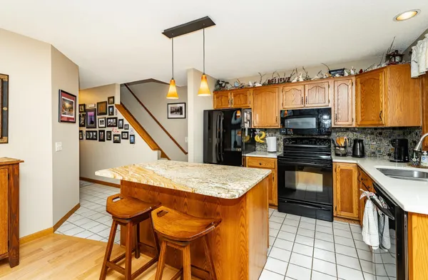 $299,900 | 2619 Tuxedo Lane Northwest, Rochester, MN 55901