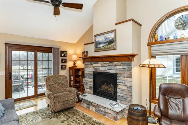 $299,900 | 2619 Tuxedo Lane Northwest, Rochester, MN 55901