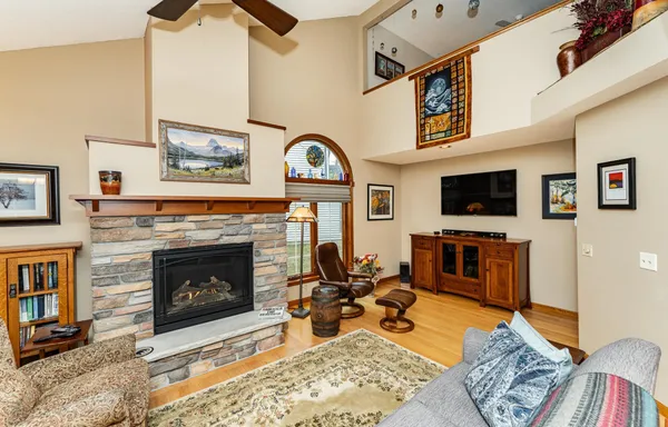 $299,900 | 2619 Tuxedo Lane Northwest, Rochester, MN 55901