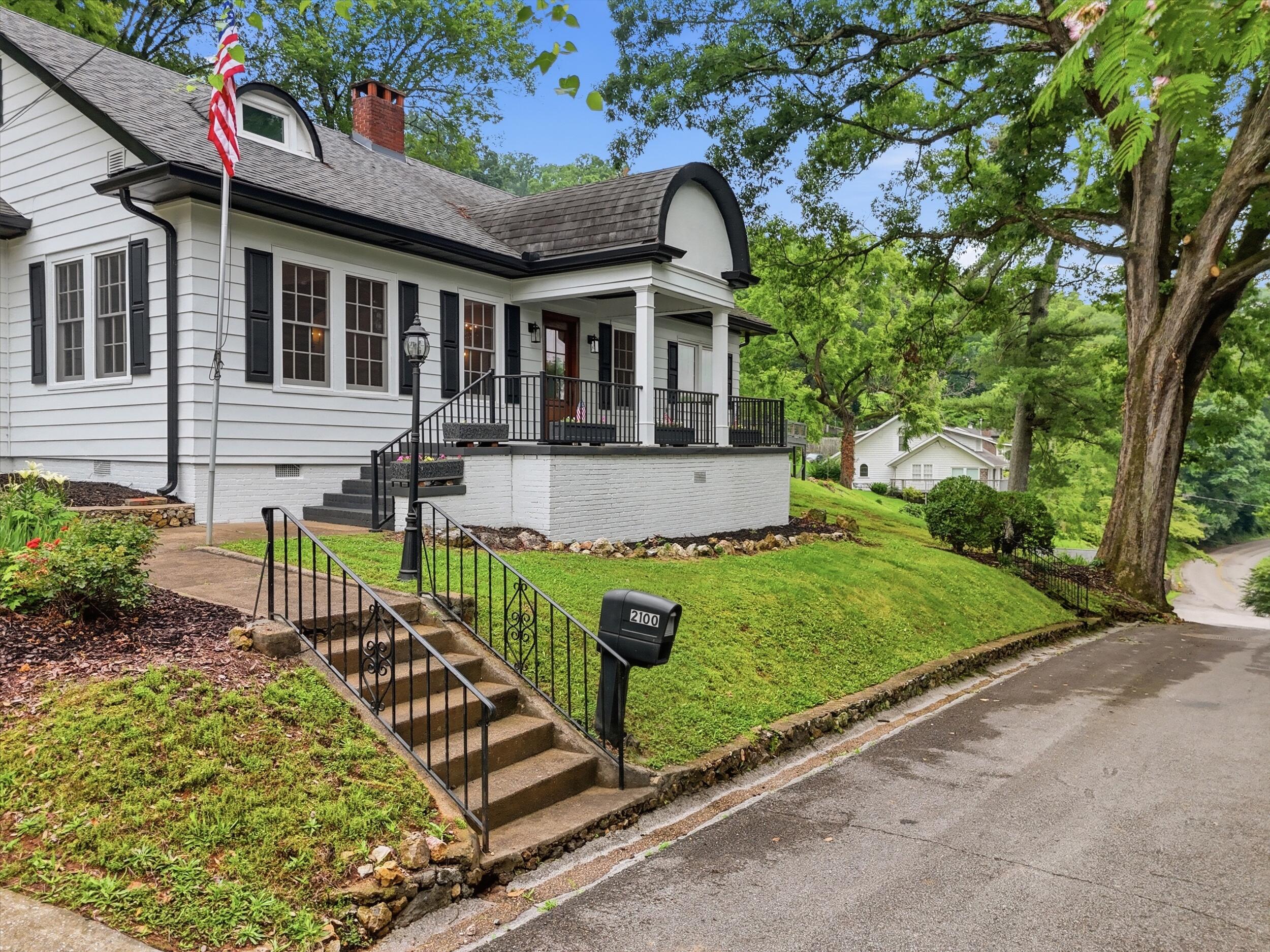 2100 Ridgewood Terrace Chattanooga, TN 37404 - Photo 39 of 51 dji_20260601222820_0701_d