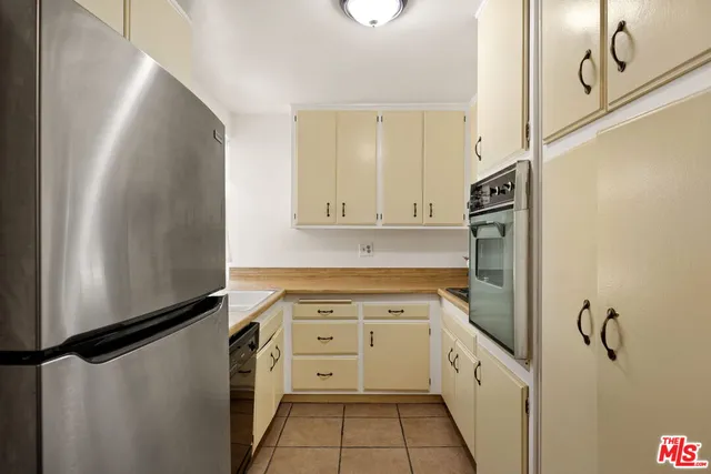 $499,995 | 5625 Windsor Way, Unit 211, Culver City, CA 90230