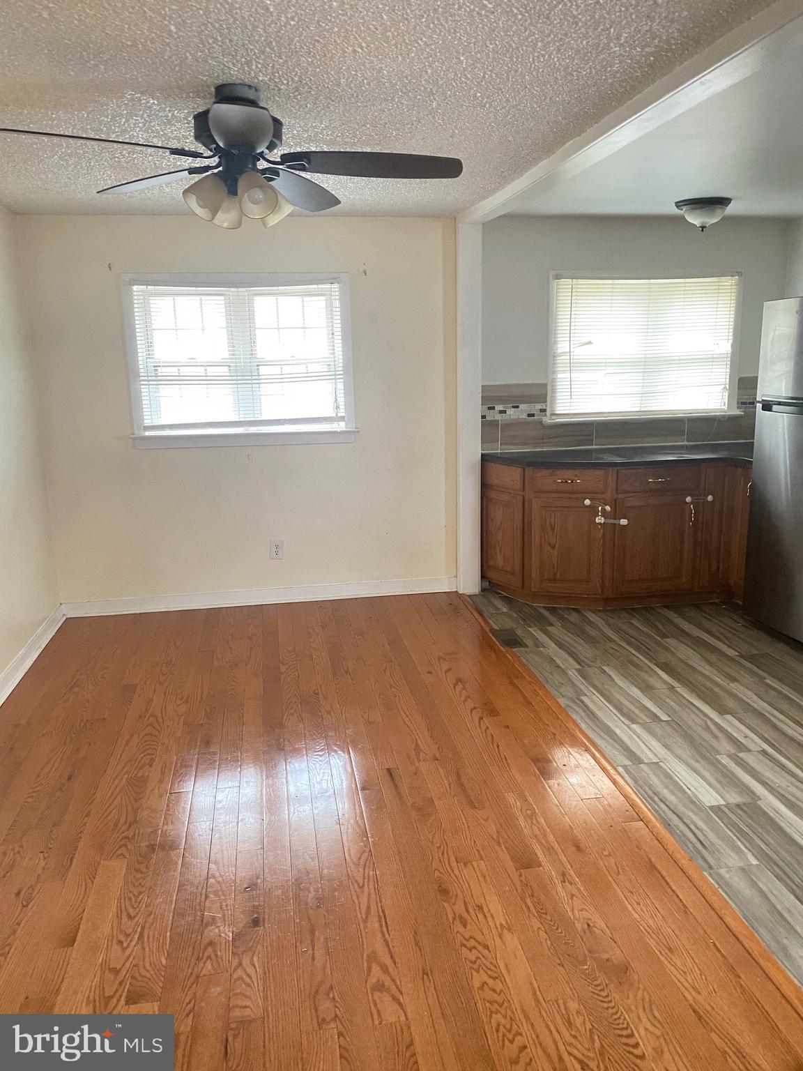 2829 Welsh Road Philadelphia, PA 19152 - Photo 2 of 11 Gallery Image 2