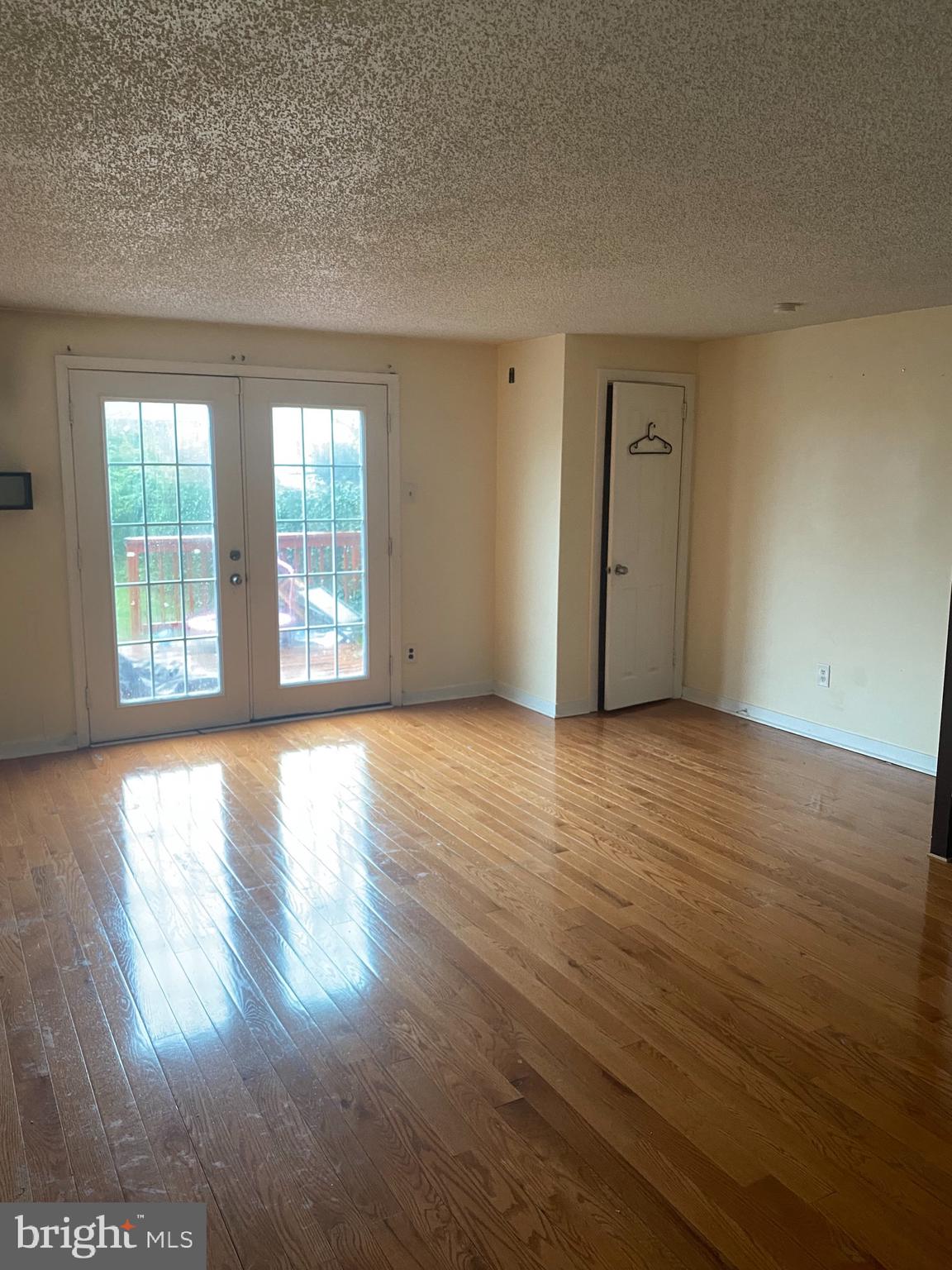 2829 Welsh Road Philadelphia, PA 19152 - Photo 4 of 11 Gallery Image 4