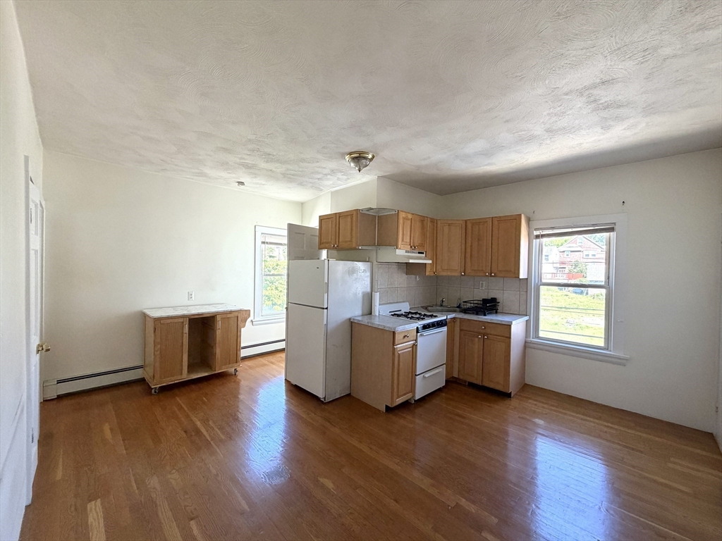 11 Snow Street, Unit 2R Boston, MA 02135 - Photo 1 of 9