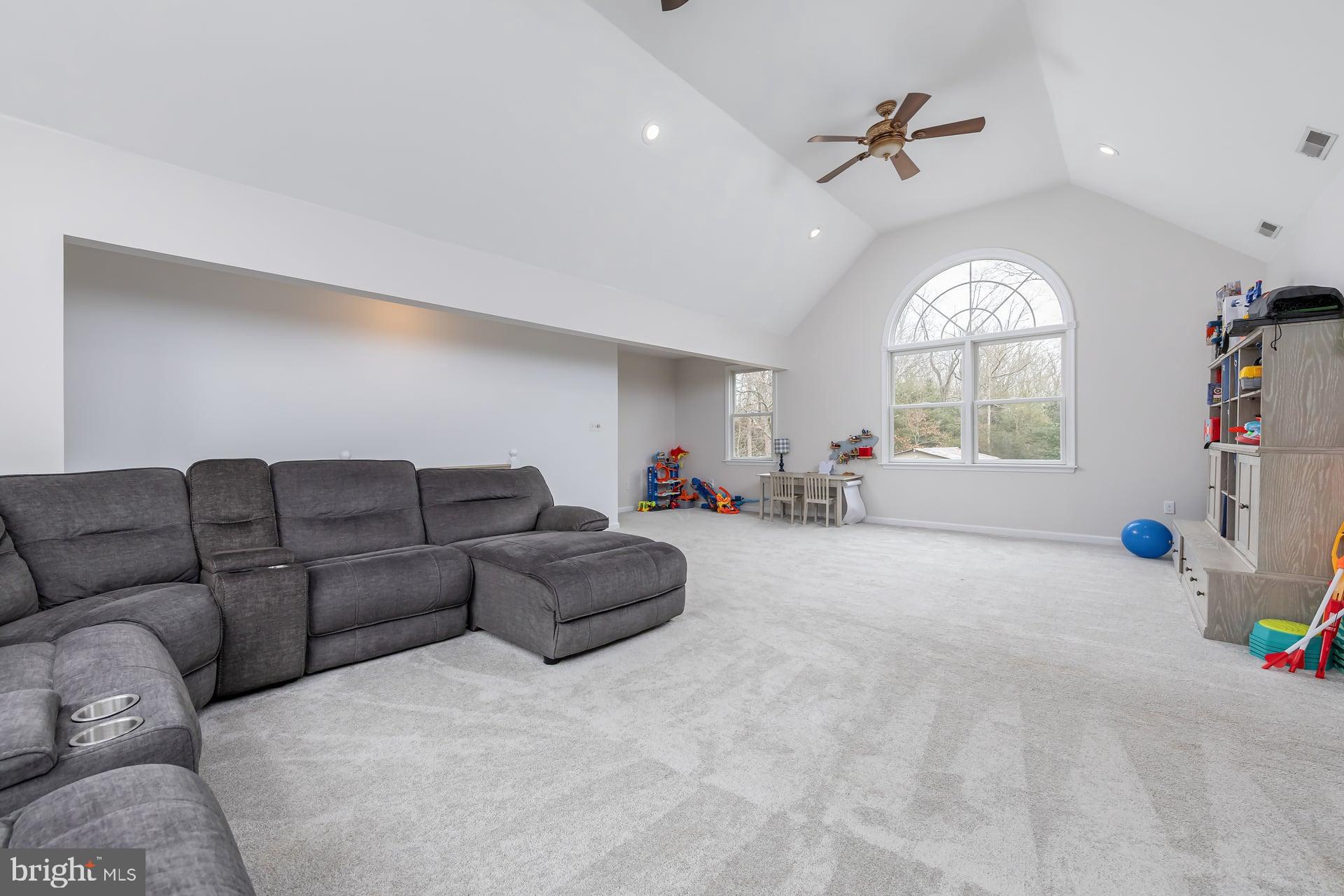 326 Pricketts Mill Road Tabernacle, NJ 08088 - Photo 47 of 62 Spacious, sunlit family room with vaulted ceiling.