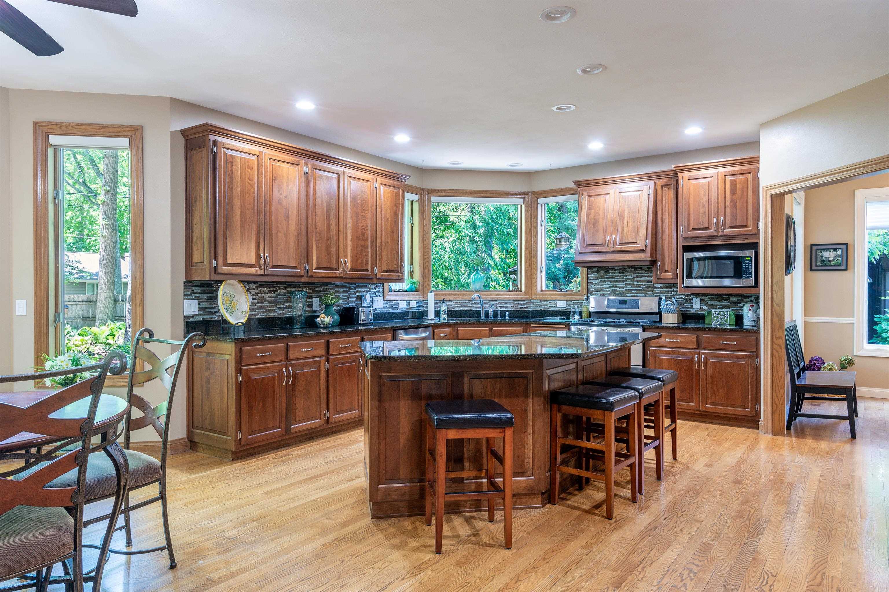 1501 South Weimar Street Appleton, WI 54915 - Photo 6 of 83