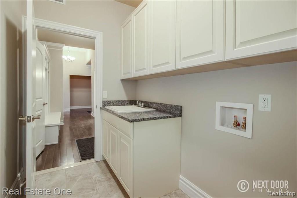 374 Verona Drive Rochester Hills, MI 48307 - Photo 30 of 34