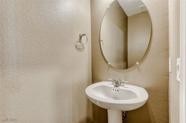 $2,120 | 3171 Brynley Avenue, Henderson, NV 89044