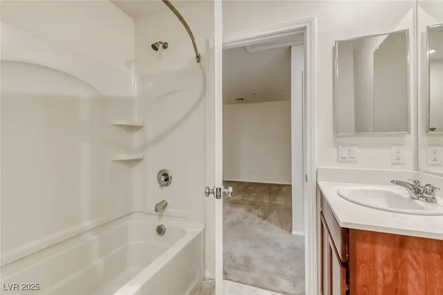 $2,120 | 3171 Brynley Avenue, Henderson, NV 89044