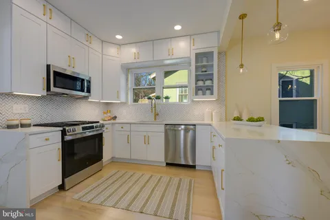 $949,000 | 6614 Eastern Avenue Northwest, Washington, DC 20012
