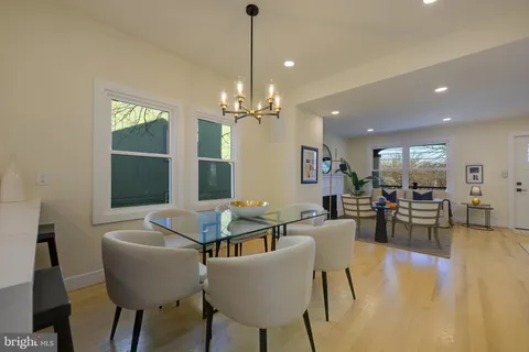 $949,000 | 6614 Eastern Avenue Northwest, Washington, DC 20012