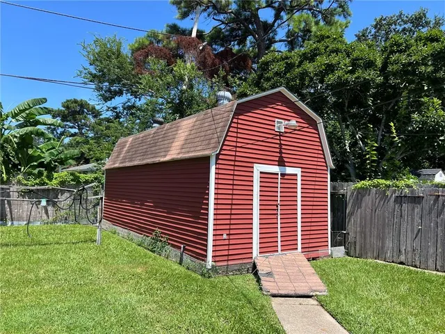 $185,000 | 3911 Connecticut Avenue, Kenner, LA 70065