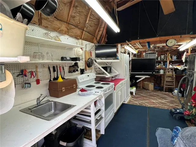 $185,000 | 3911 Connecticut Avenue, Kenner, LA 70065