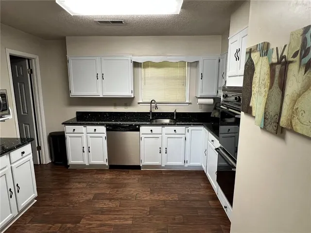 $185,000 | 3911 Connecticut Avenue, Kenner, LA 70065