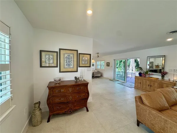 $8,000 | 7372 Melaleuca Way, Sarasota, FL 34242