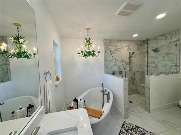 $8,000 | 7372 Melaleuca Way, Sarasota, FL 34242