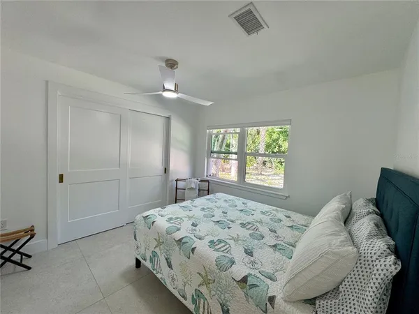 $8,000 | 7372 Melaleuca Way, Sarasota, FL 34242