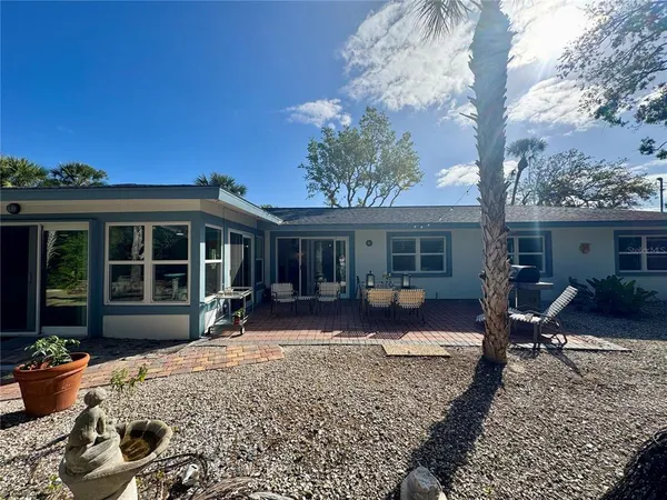 $8,000 | 7372 Melaleuca Way, Sarasota, FL 34242