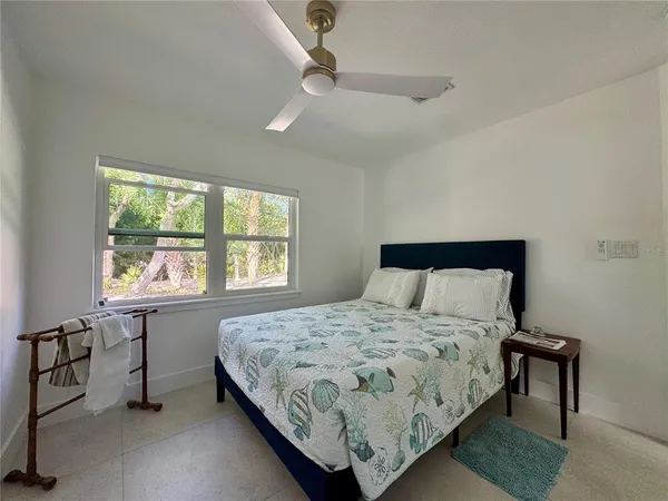 $8,000 | 7372 Melaleuca Way, Sarasota, FL 34242