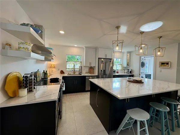 $8,000 | 7372 Melaleuca Way, Sarasota, FL 34242