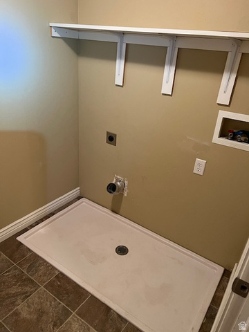 917 South Main Street, Unit H Layton, UT 84041 - Photo 7 of 19 Laundry room featuring washer hookup and hookup for an electric dryer