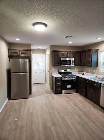 $159,900 | 306 East Adams Street, Pittsburg, KS 66762