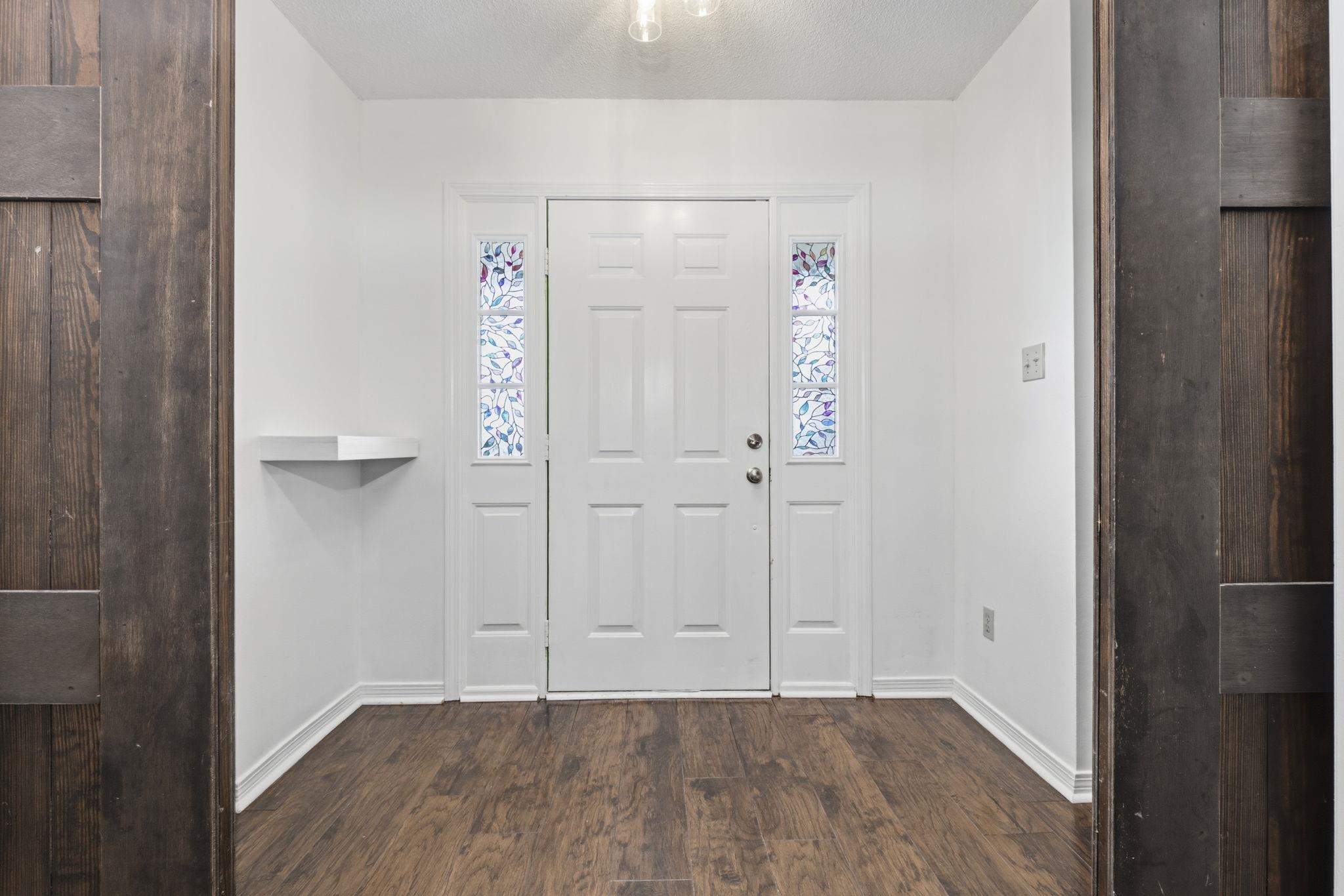 10670 Jeff Hamilton Road Mobile, AL 36695 - Photo 16 of 43 Entrance Foyer
